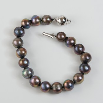 Freshwater Pearl Bracelet with Silver Fittings
